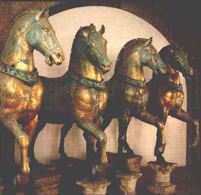Horses, Nave